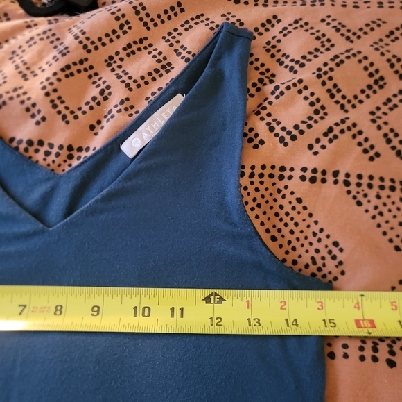 VGUC Athleta Santorini V-Neck Solid Dress Tumbling Teal Small - Picture 9 of 10